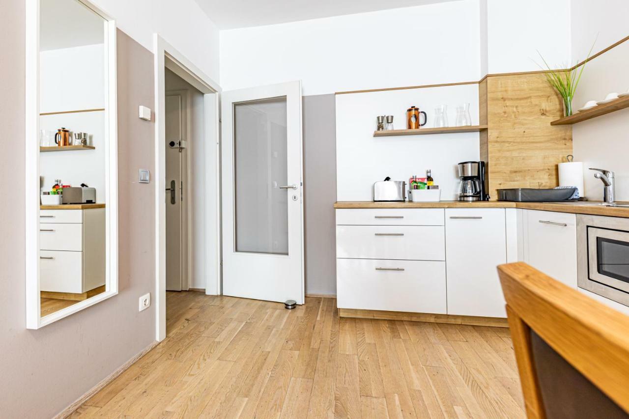 Christian Oper - Contactless Check In Apartamento Viena